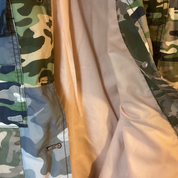 Fun feminine camo utility jacket GAP LARGE New, no tags. - Picture 6 of 6